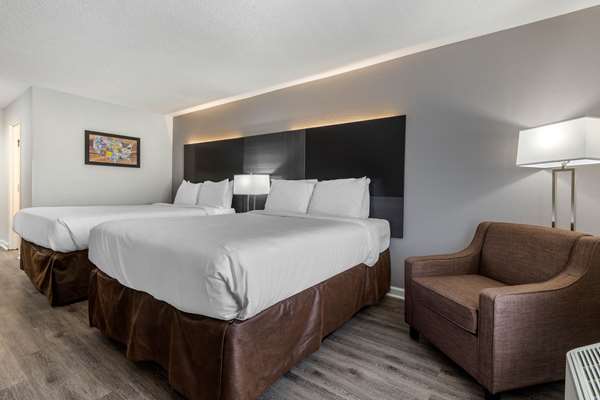  - Econo Lodge at the University Conway