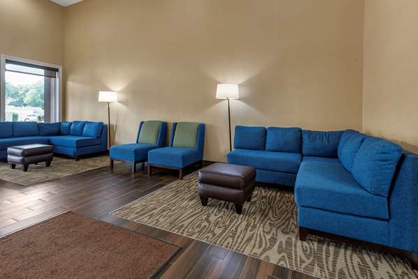  - Comfort Inn & Suites Glen Mills