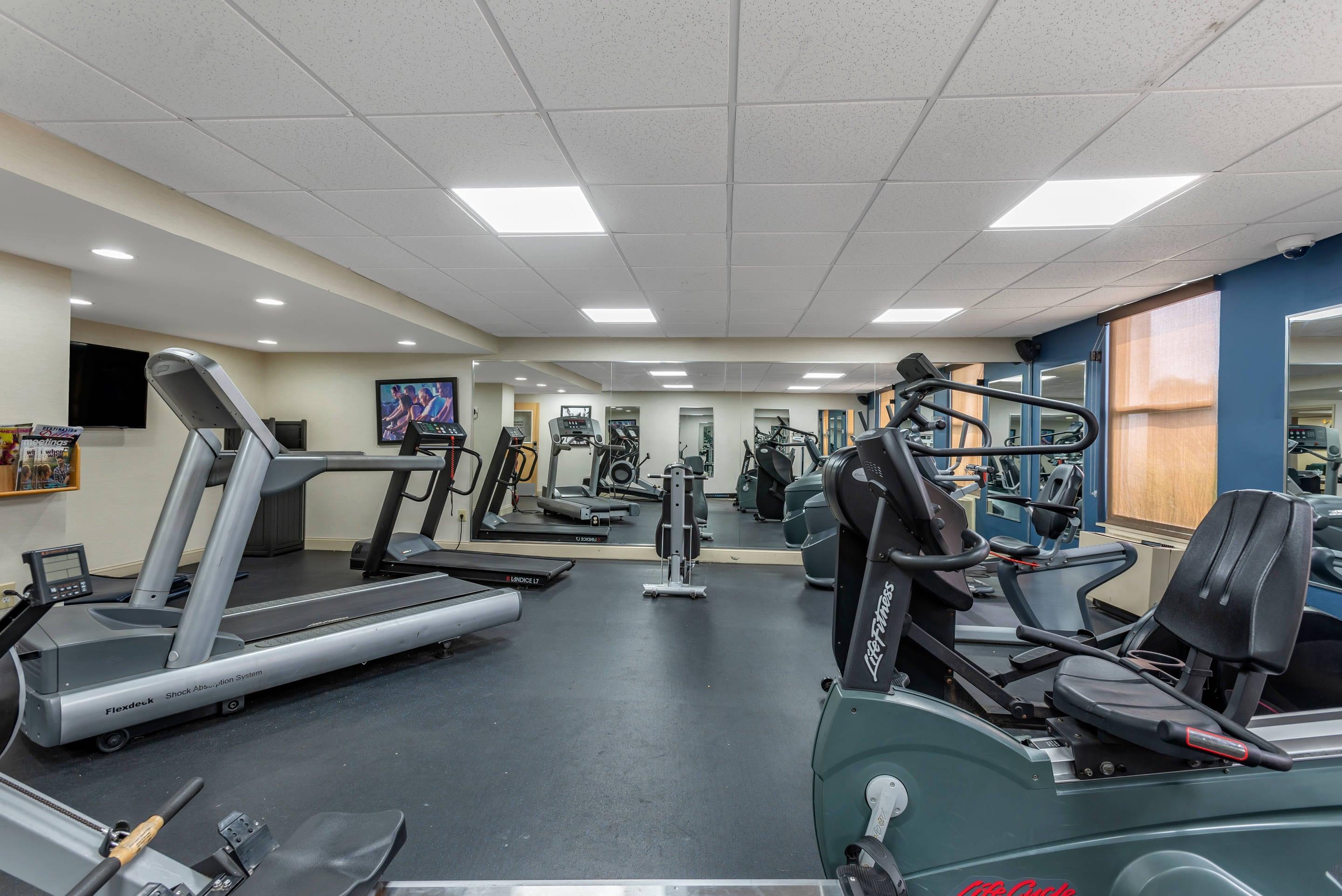 Fitness center | Comfort Inn & Suites Glen Mills - Concordville
