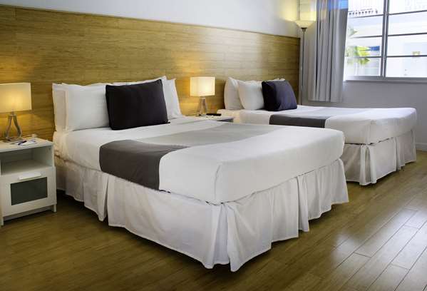  - Aqua Hotel & Suites Miami Beach