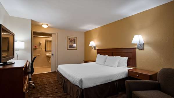  - SureStay Hotel by Best Western East Brunswick - I-95, Exit 9