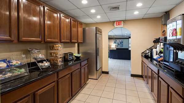 Amenities - SureStay Hotel by Best Western East Brunswick - I-95, Exit 9