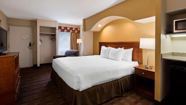  - SureStay Hotel by Best Western East Brunswick - I-95, Exit 9