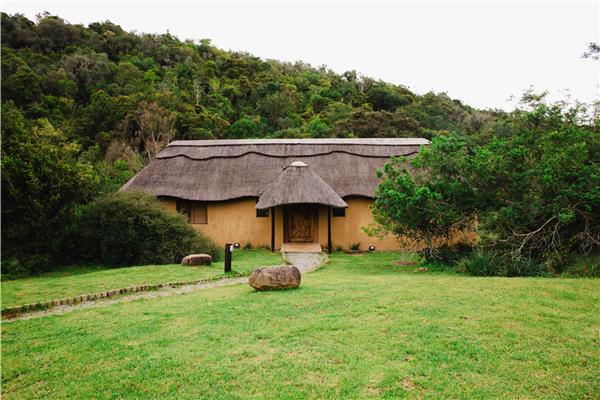 On-Site,Outdoor/Exterior,Exterior View of Building