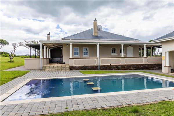 Pool,On-Site,Property Amenity,Recreation
