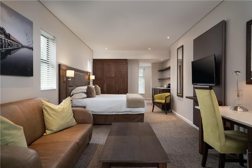 PREMIER RESORT THE MOORNINGS-guestroom-Guest Room,On-Site.jpg