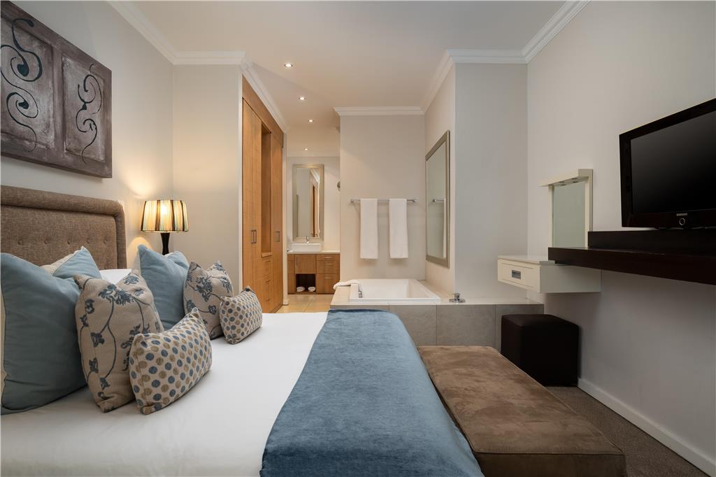 PREMIER RESORT THE MOORNINGS-guestroom-Guest Room,Suite,On-Site.jpg