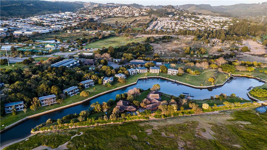 Premier Resort The Moorings