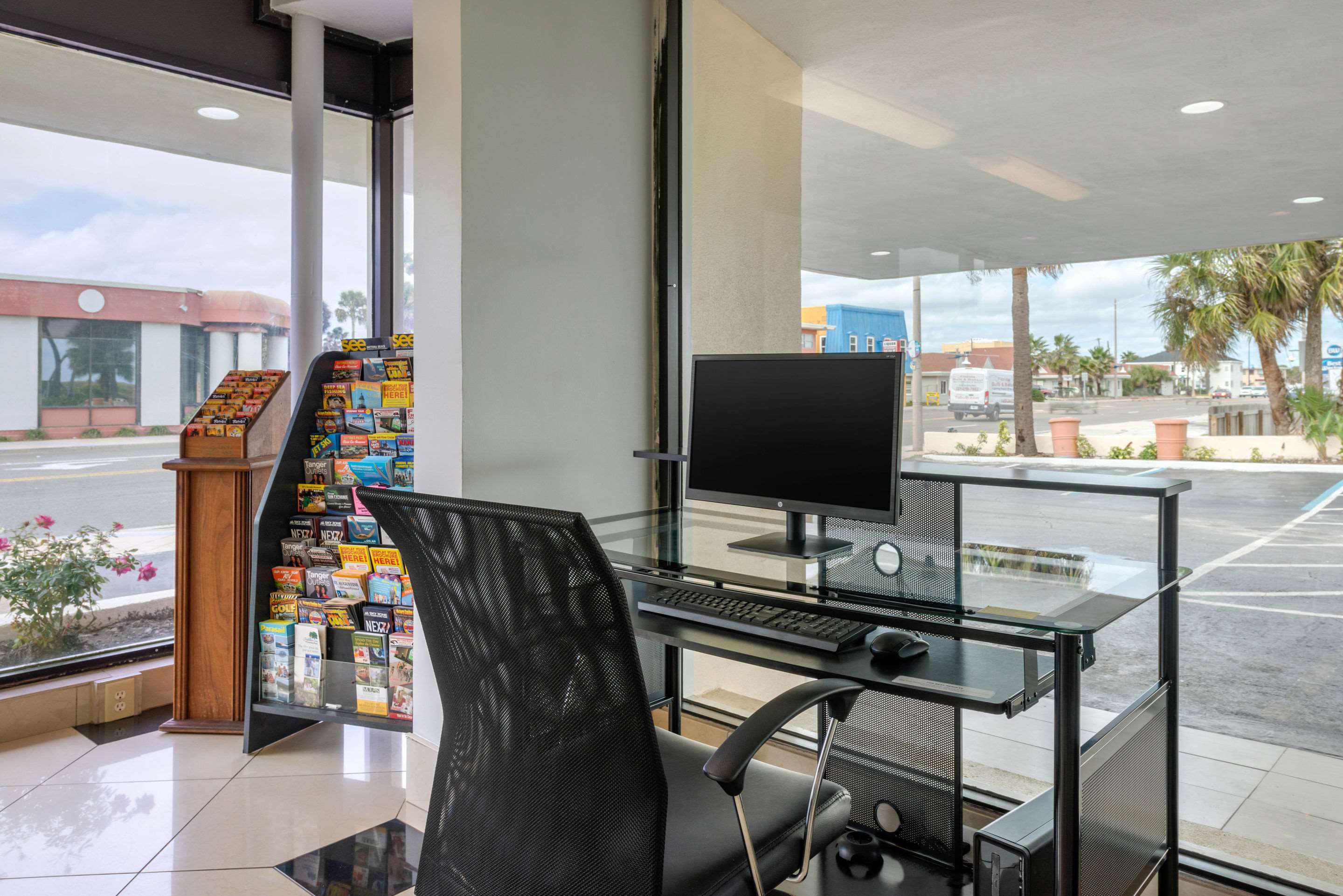 Business center | Quality Inn Daytona Beach Oceanfront