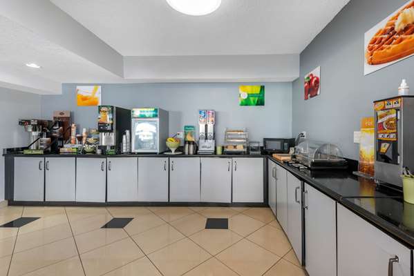 Amenities - Quality Inn Oceanfront Daytona Beach