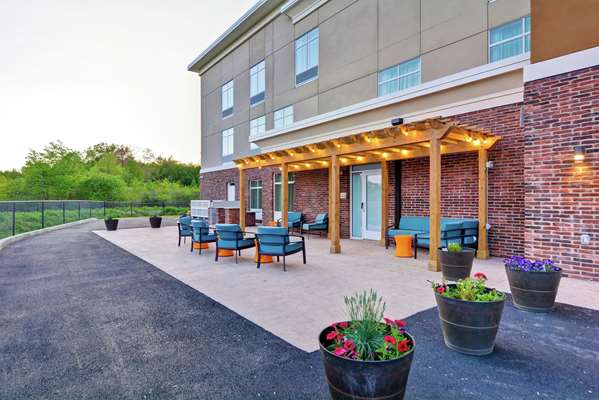 Exterior view - Homewood Suites by Hilton Hadley
