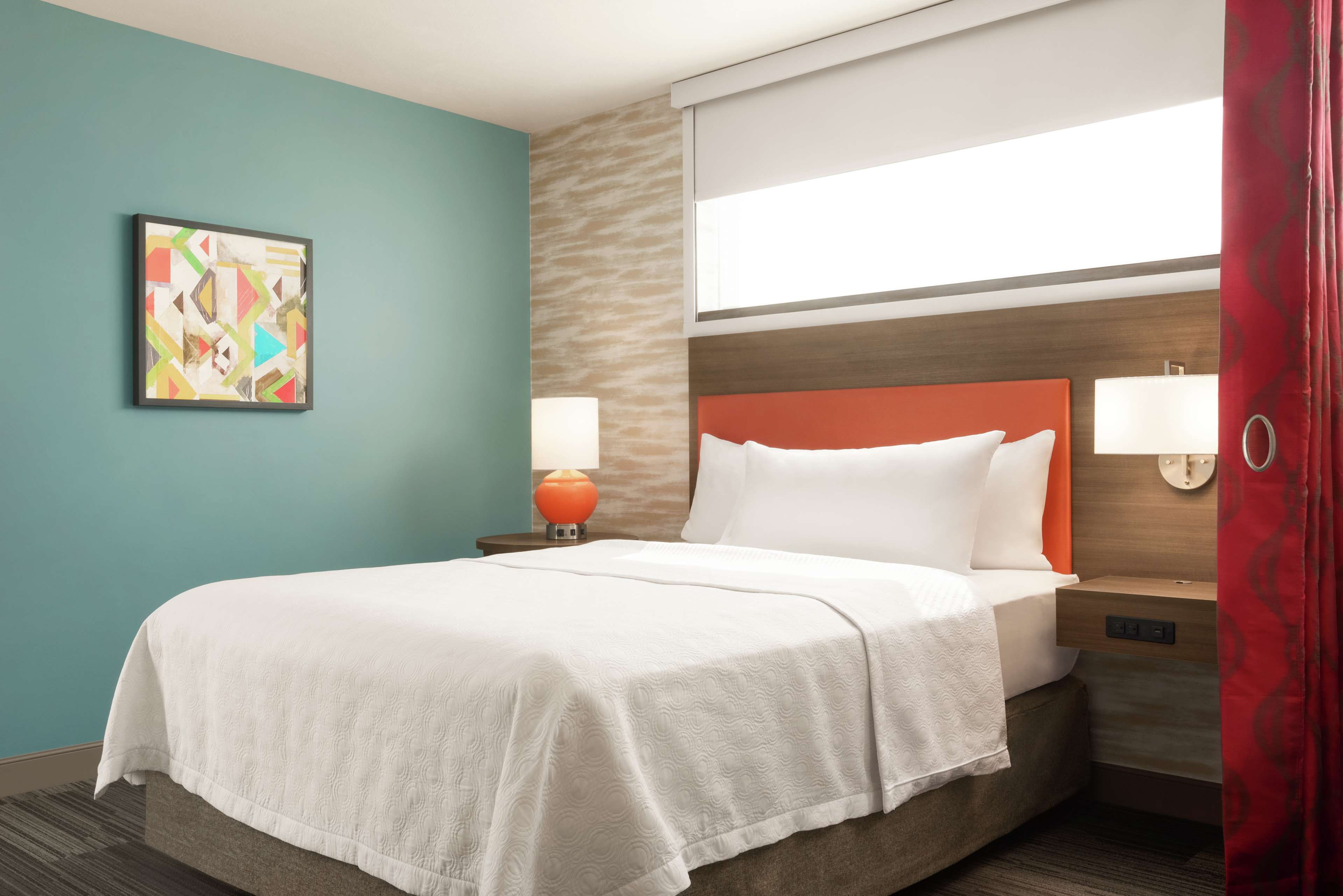 Home2 Suites by Hilton Bismarck Room Type - 1QN ACC TUB STUDIO NONSMK