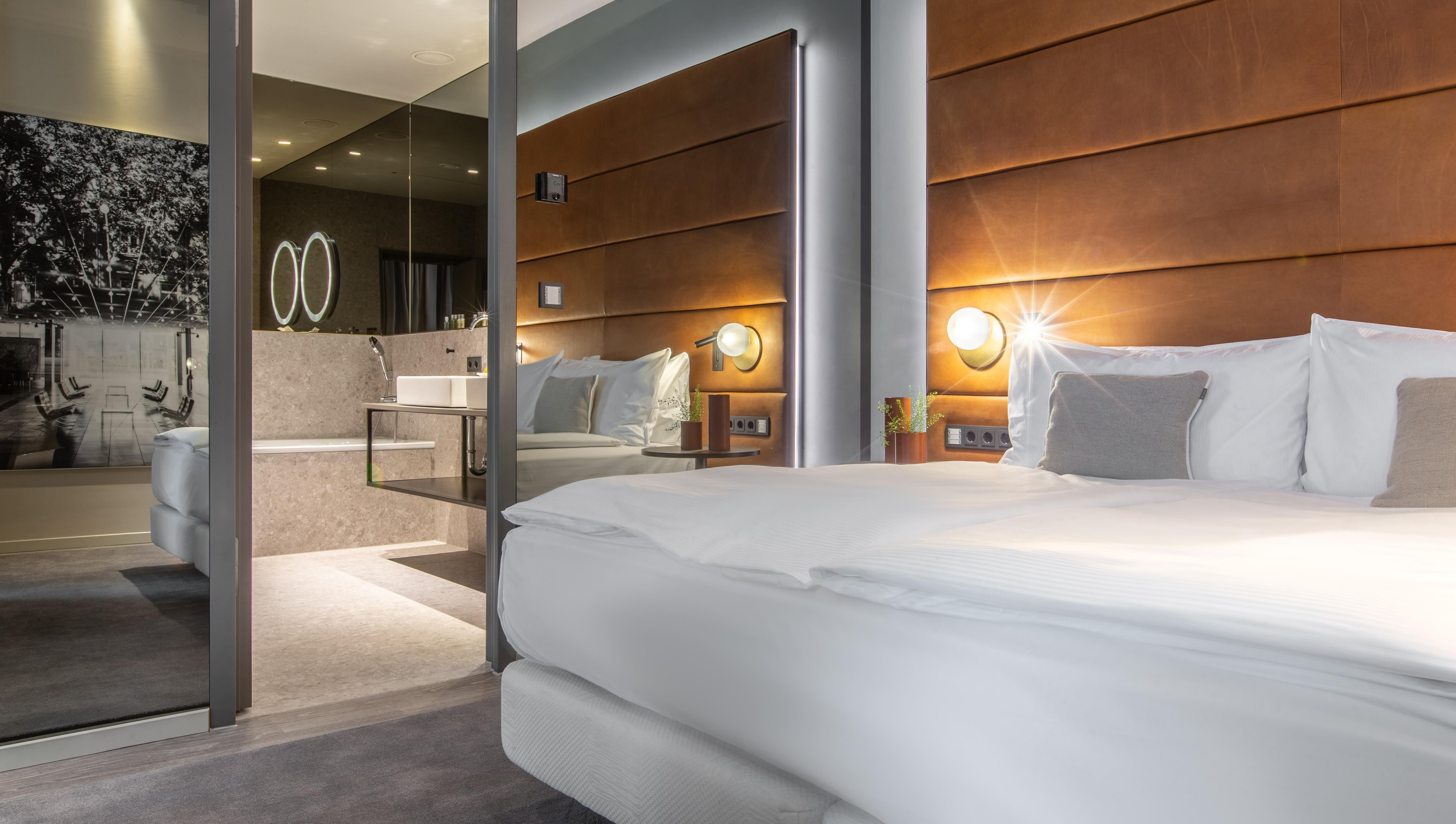 Hilton Garden Inn Mannheim Room Type - KING JUNIOR SUITE