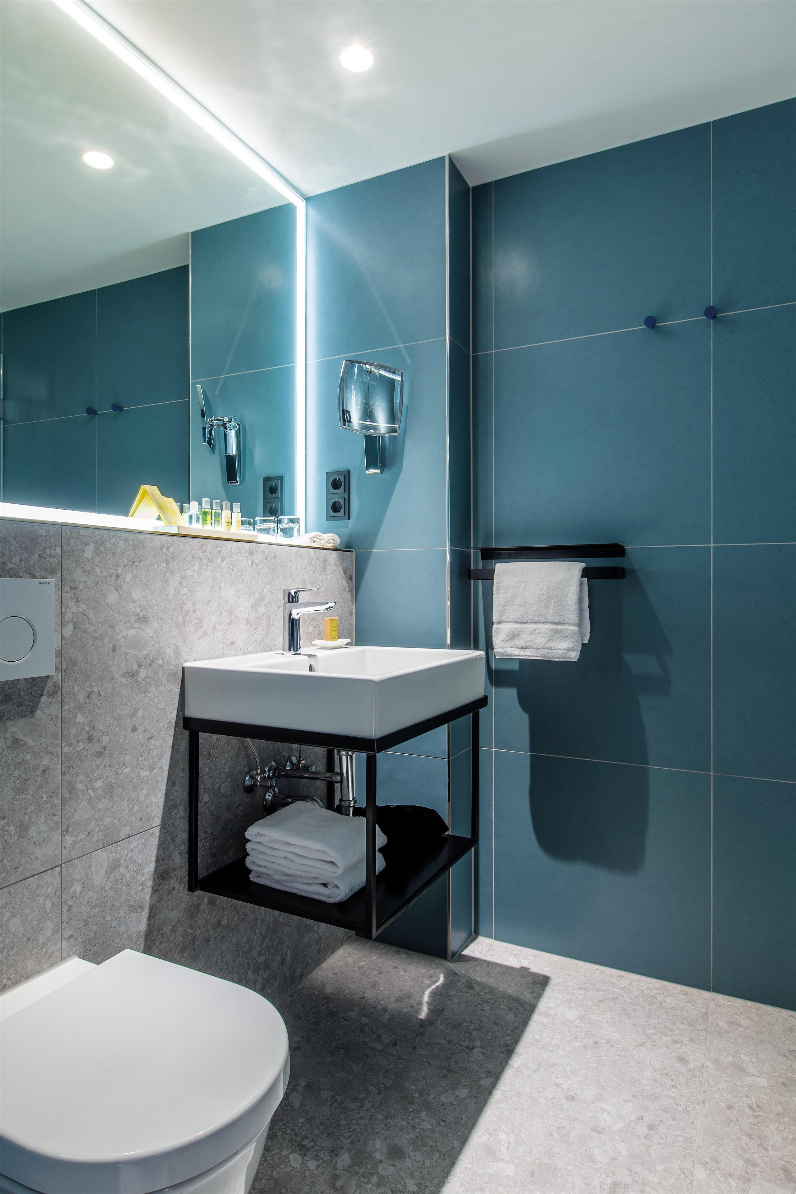 Hilton Garden Inn Mannheim Room Type - TWIN DELUXE ROOM