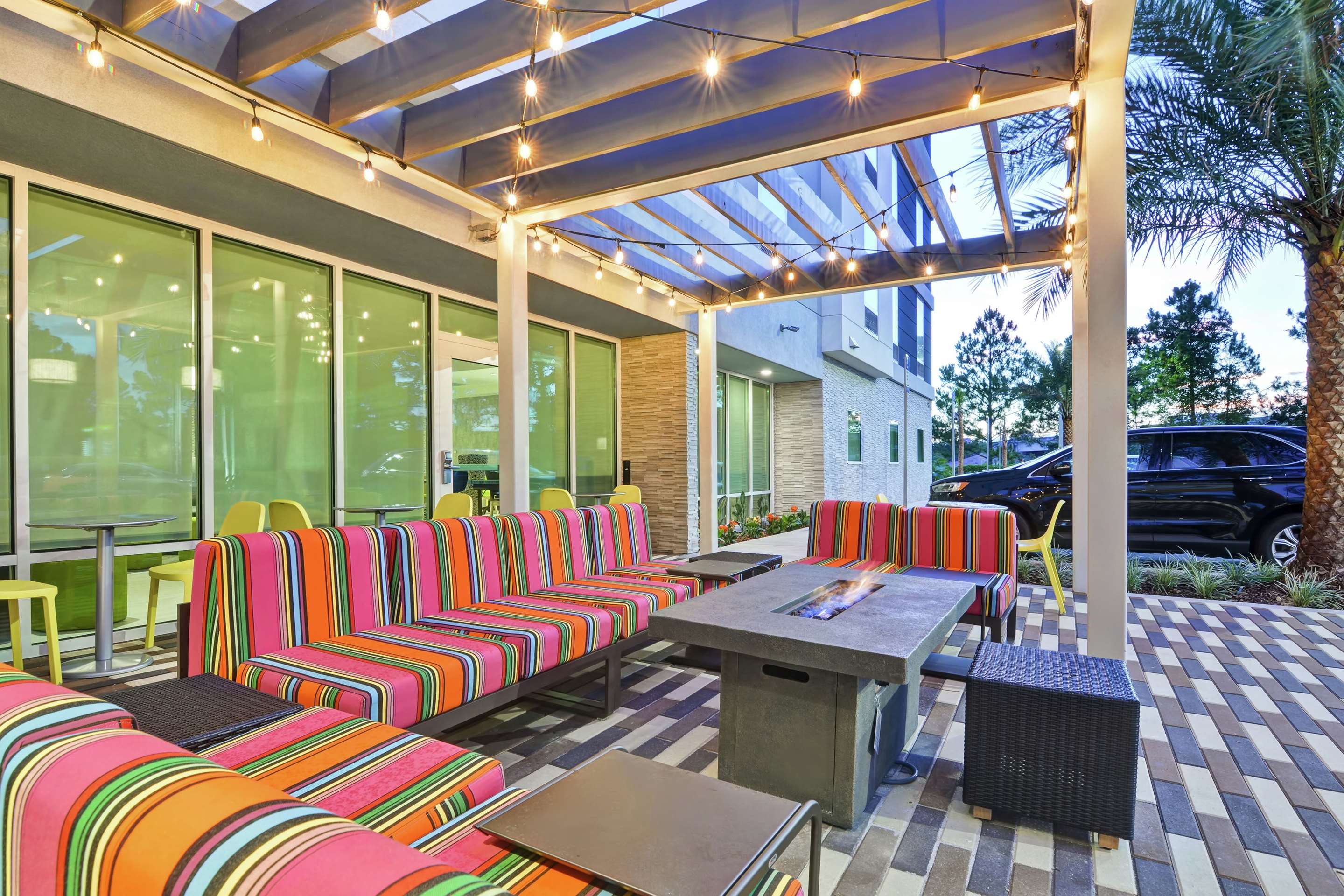 Exterior | Home2 Suites by Hilton Jacksonville-South/St. Johns Town Ctr