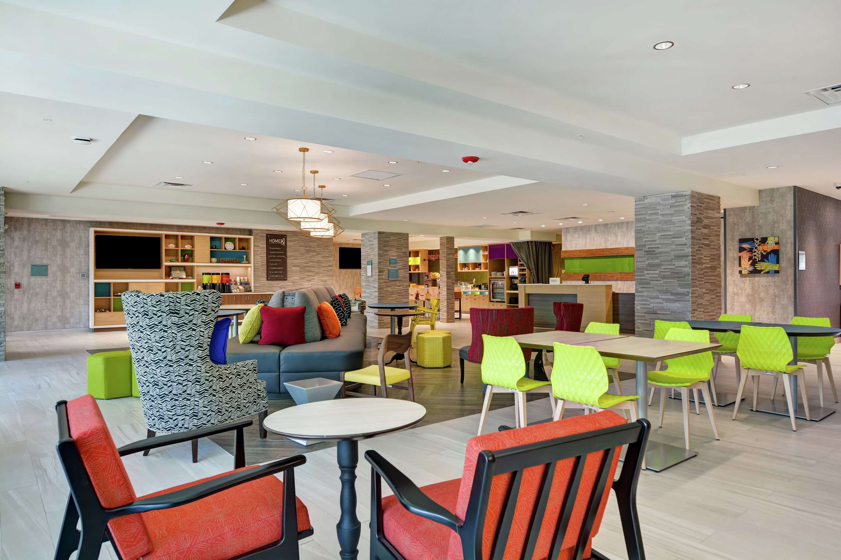 Lobby | Home2 Suites by Hilton Jacksonville-South/St. Johns Town Ctr
