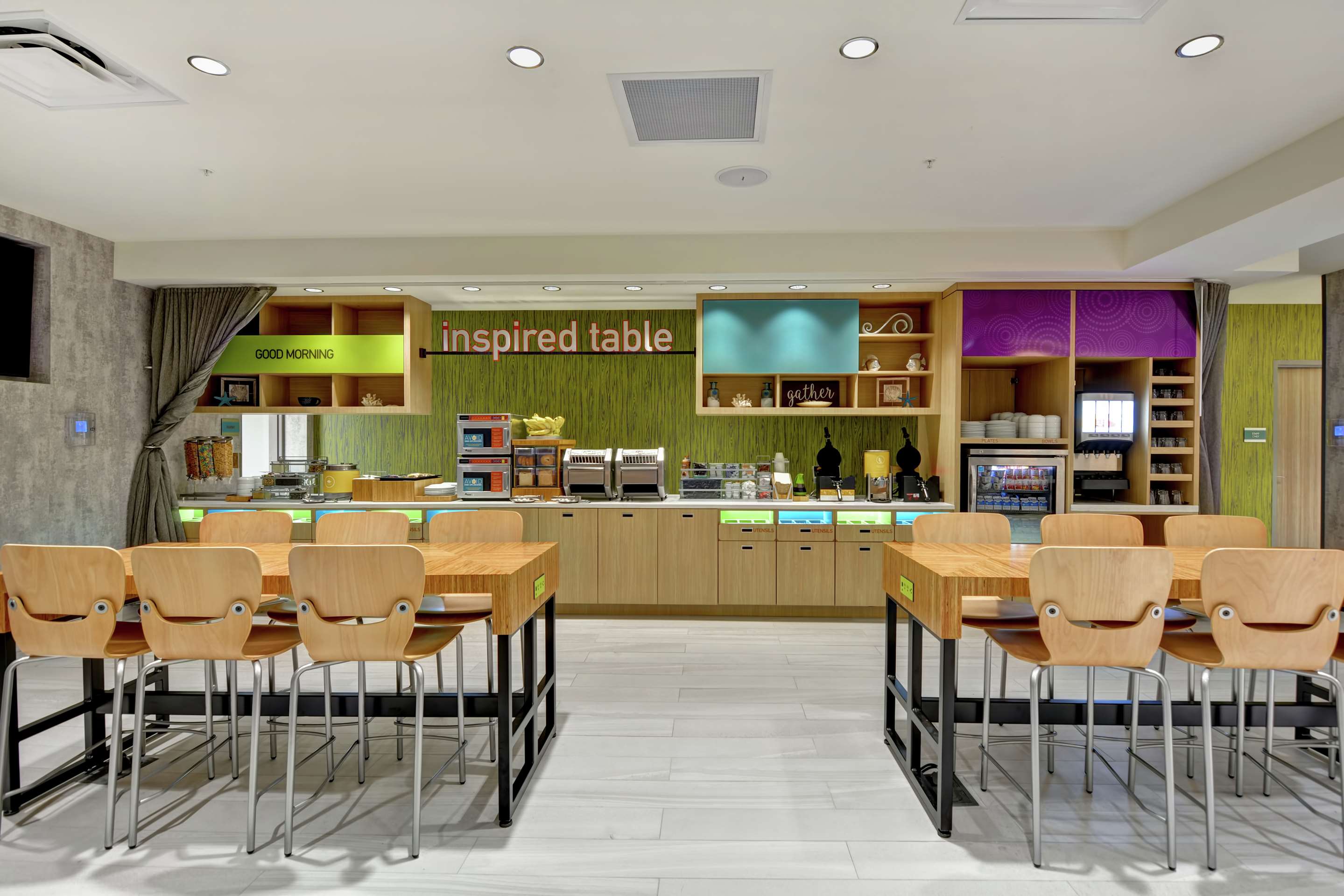 Breakfast Area | Home2 Suites by Hilton Jacksonville-South/St. Johns Town Ctr