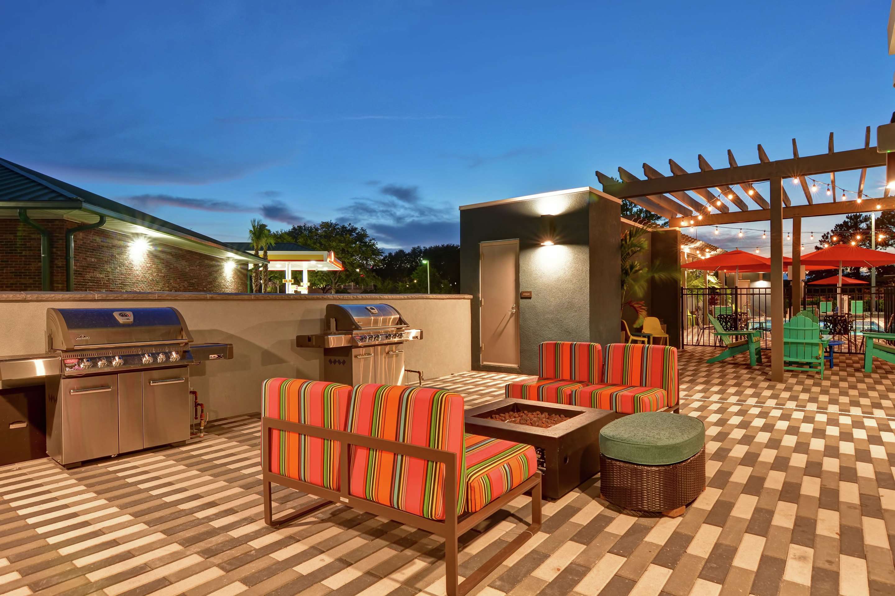Exterior | Home2 Suites by Hilton Jacksonville-South/St. Johns Town Ctr