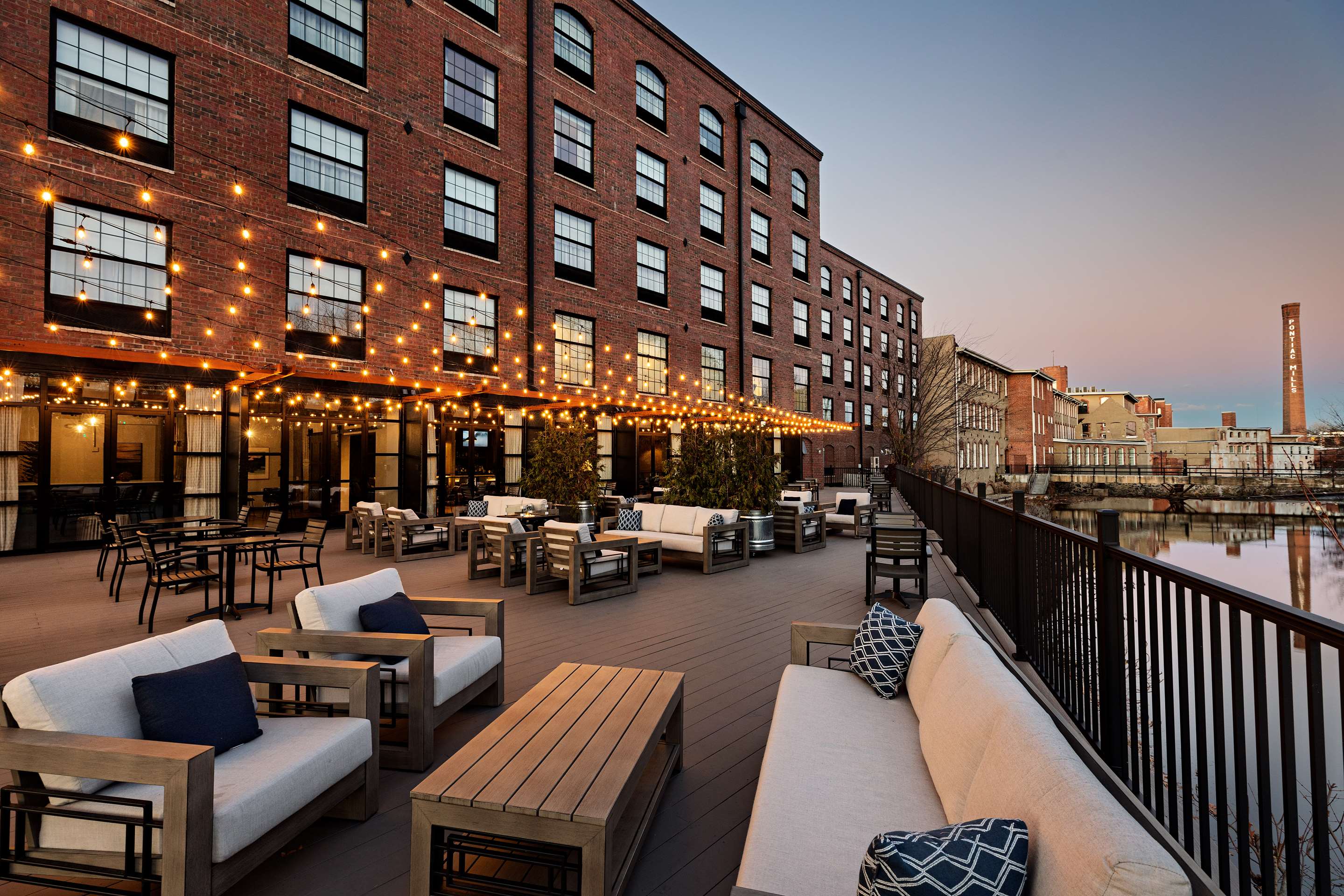 Exterior | NYLO Providence Warwick Hotel, Tapestry Collection by Hilton