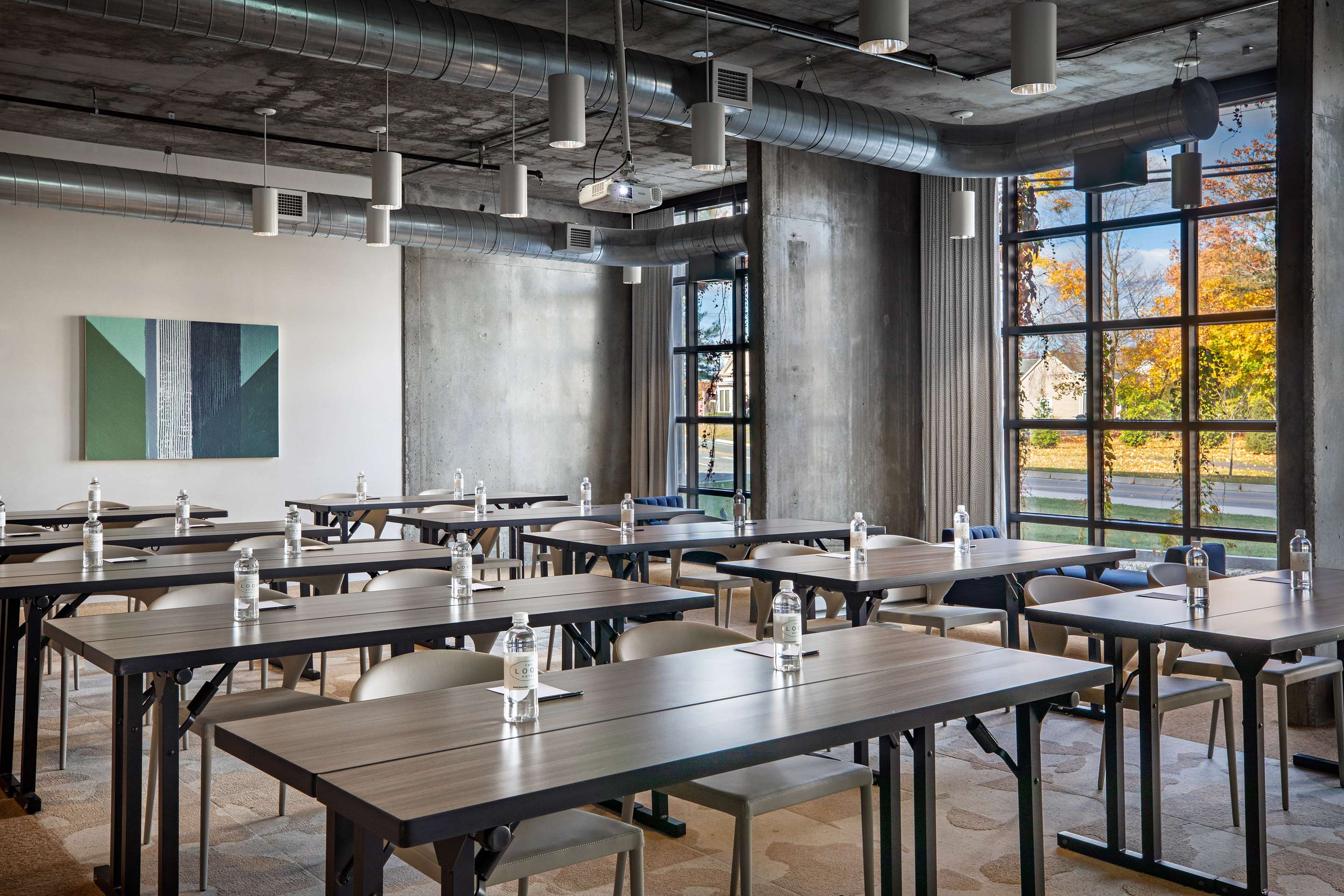 BarLounge | NYLO Providence Warwick Hotel, Tapestry Collection by Hilton