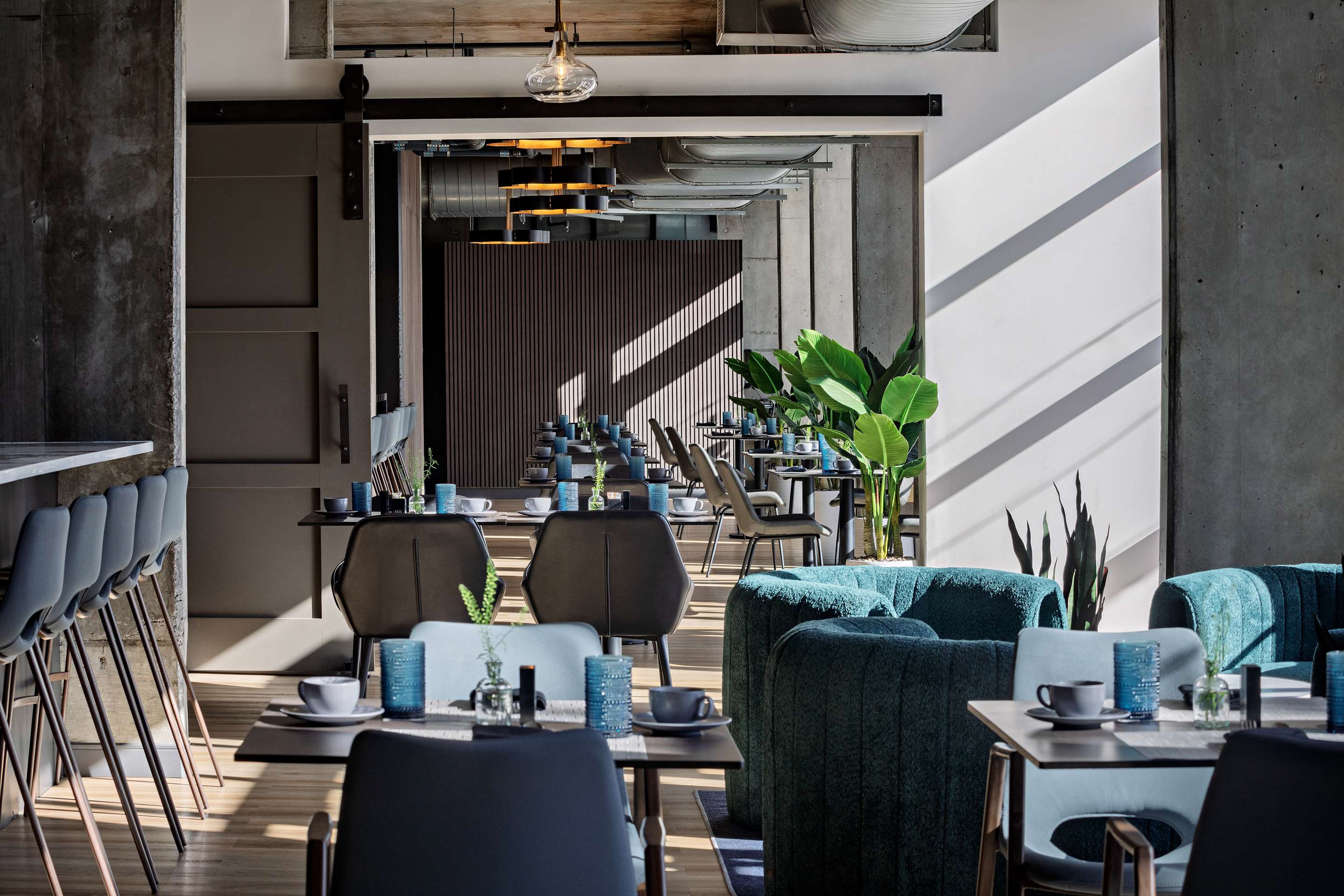 BarLounge | NYLO Providence Warwick Hotel, Tapestry Collection by Hilton