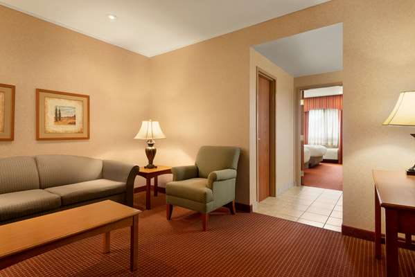 Suite - Days Inn Swift Current