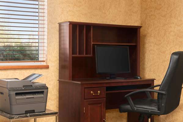 Conference Area - Days Inn Swift Current