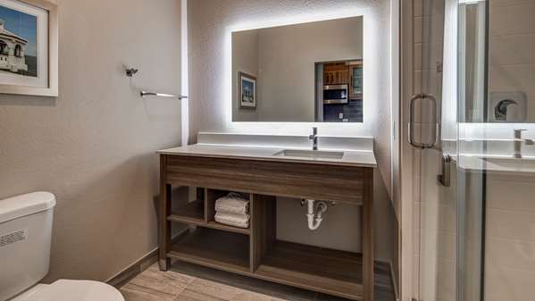  - Executive Residency by Best Western Corpus Christi