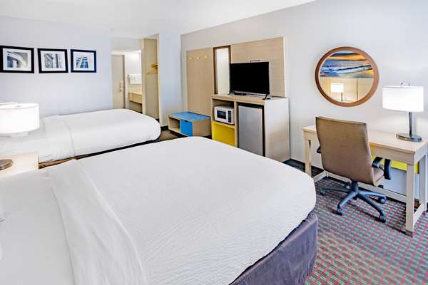  - Days Inn Atlanta Airport West East Point - I-285, Exit 1