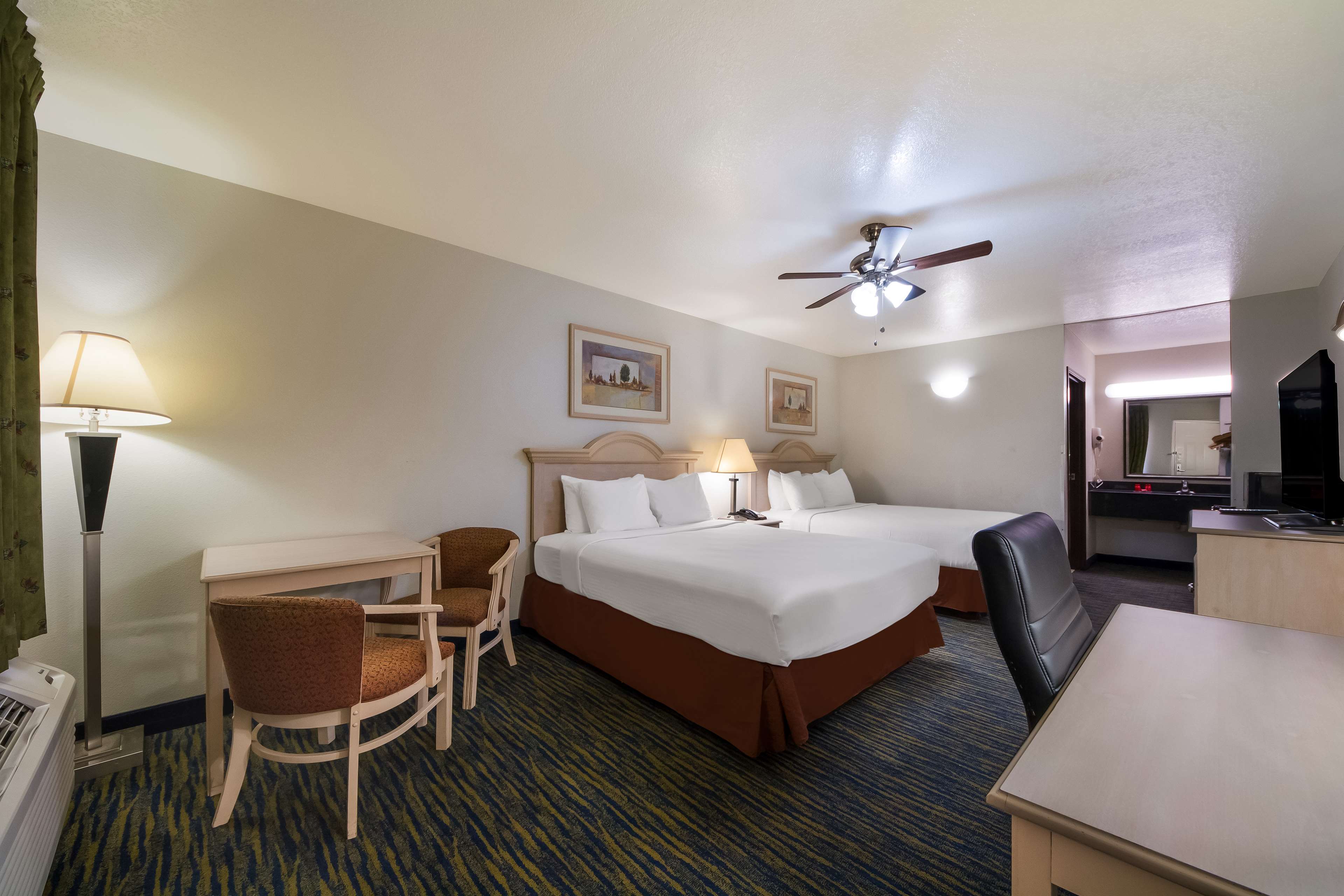 SureStay Hotel by Best Western Falfurrias Room Type - 2 Queen Beds, Non-Smoking, Microwave And Refrigerator, Wi-Fi, Full Breakfast SureStay Hotel by Best Western Falfurrias Room Type - 2 Queen Beds, Non-Smoking, Microwave And Refrigerator, Wi-Fi, Full Breakfast