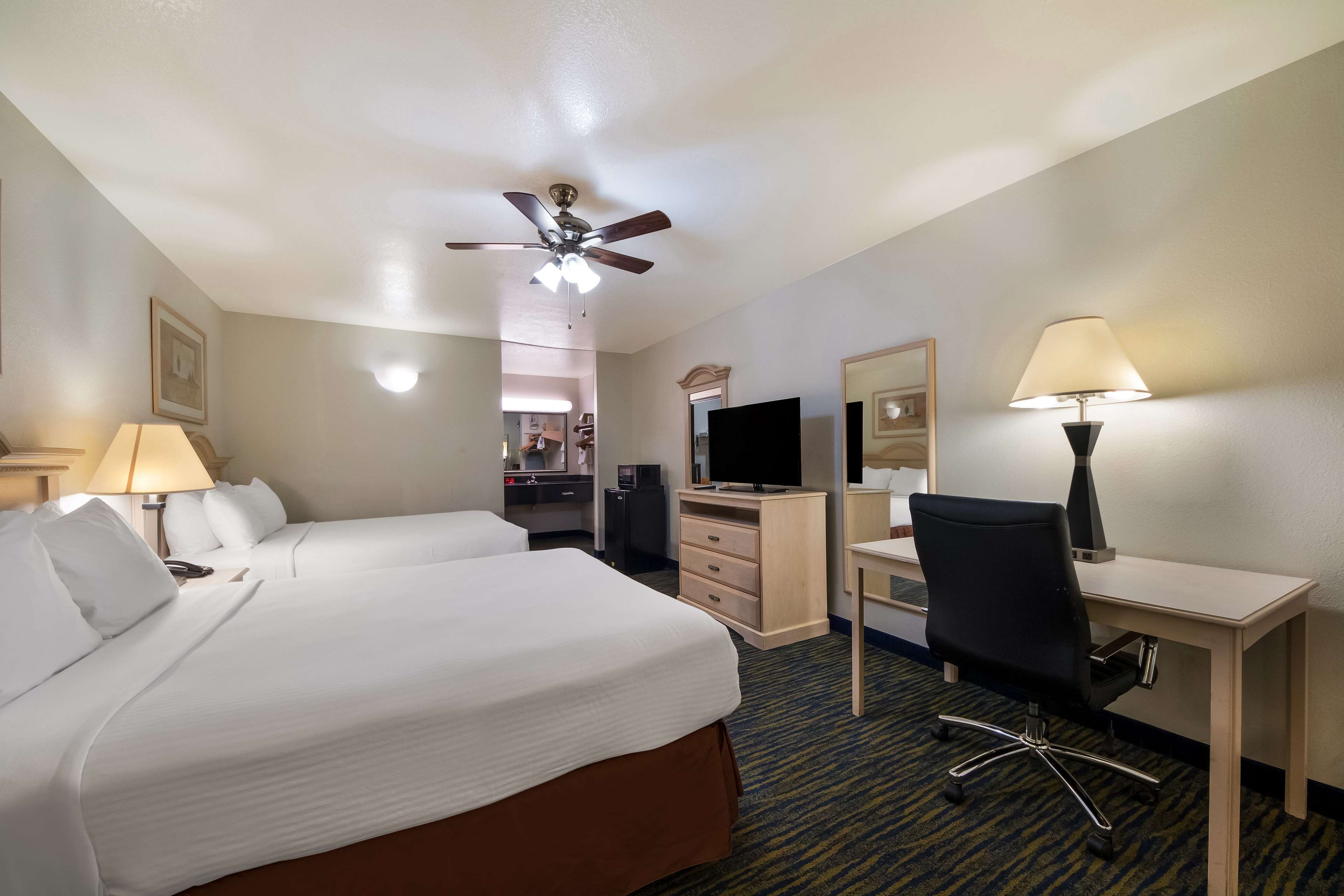 SureStay Hotel by Best Western Falfurrias Room Type - 2 Queen Beds, Non-Smoking, Larger Room, Living Area, Microwave And Refrigerator, Wi-Fi, Full Breakfa SureStay Hotel by Best Western Falfurrias Room Type - 2 Queen Beds, Non-Smoking, Larger Room, Living Area, Microwave And Refrigerator, Wi-Fi, Full Breakfa