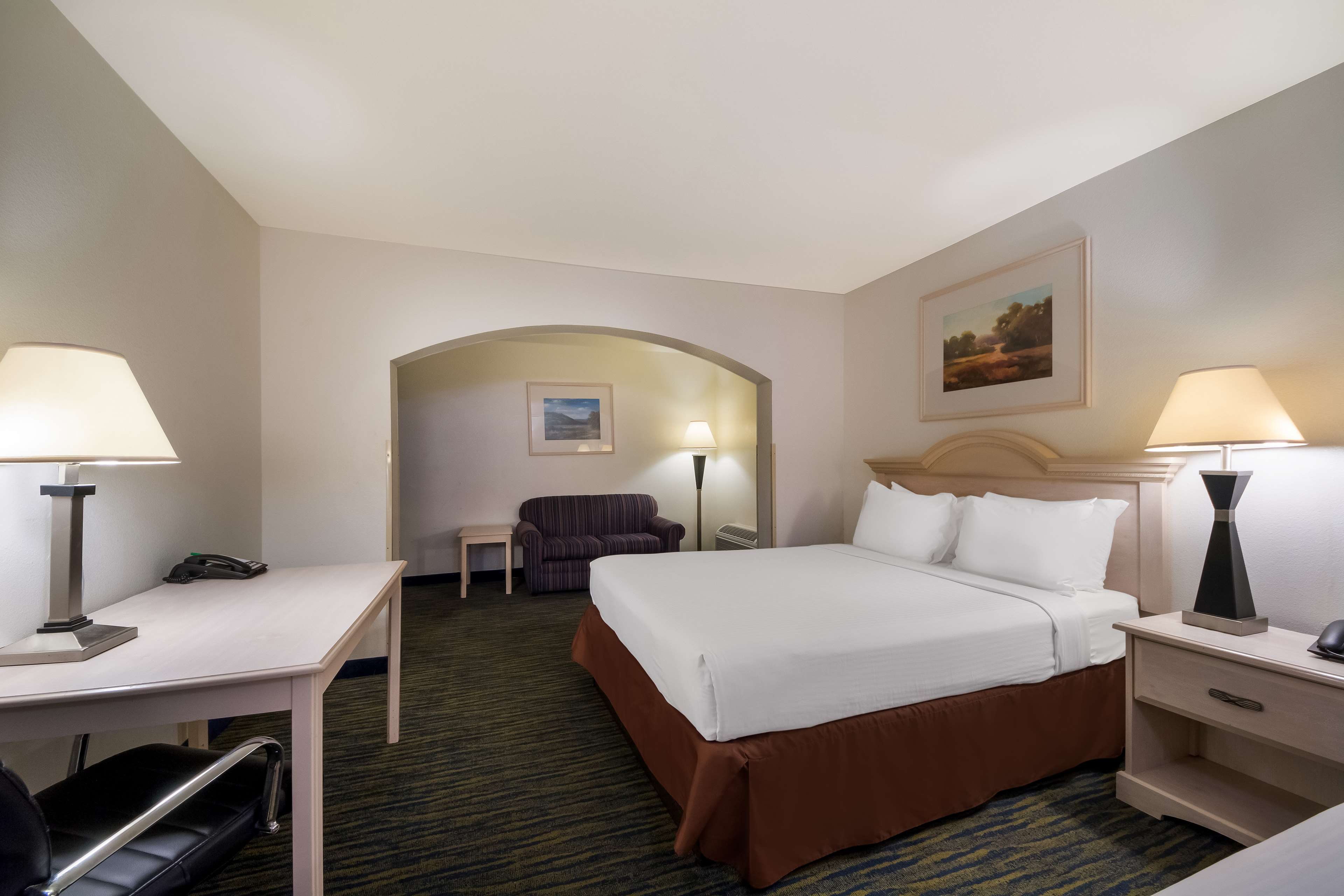 SureStay Hotel by Best Western Falfurrias Room Type - 3 Queen Beds, Non-Smoking, Couch, Microwave And Refrigerator, Wi-Fi, Full Breakfast SureStay Hotel by Best Western Falfurrias Room Type - 3 Queen Beds, Non-Smoking, Couch, Microwave And Refrigerator, Wi-Fi, Full Breakfast