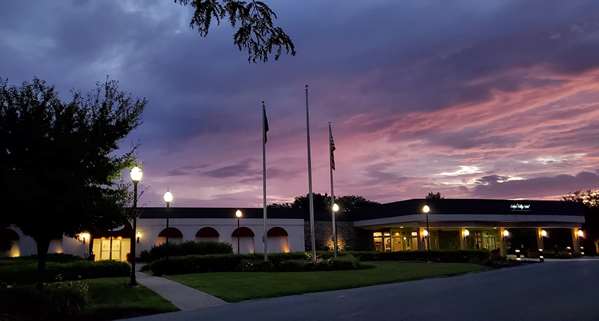 Exterior view - SureStay Plus Hotel by Best Western Lehigh Valley Bethlehem