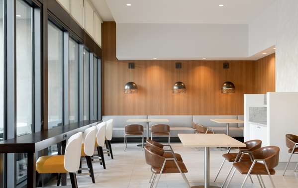  - Hyatt Place Hotel Pasadena - I-210, Exit 25A