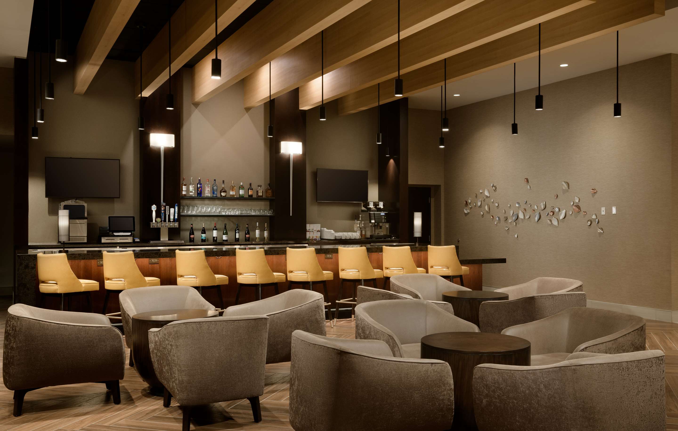 Bar Lounge | Hyatt Place Pasadena