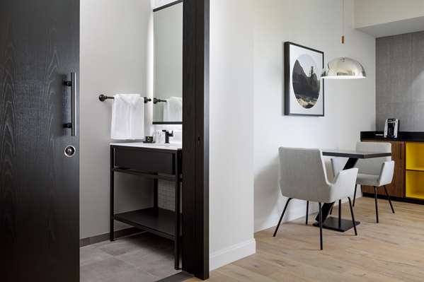 Suite - Hyatt Centric Hotel Mountain View