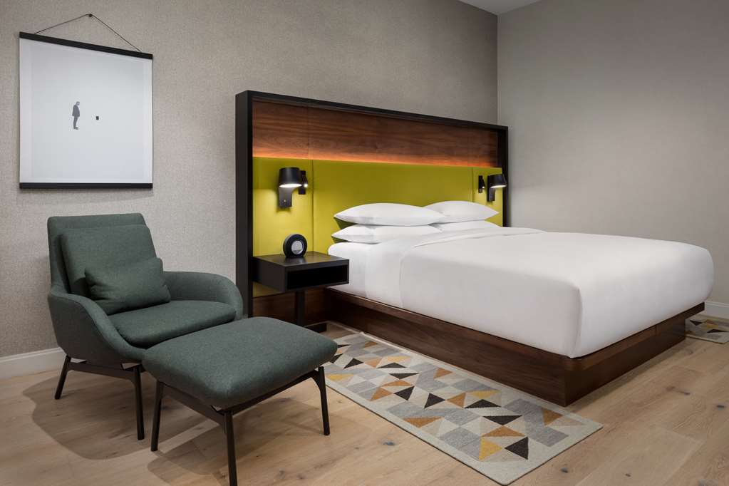 HYATT CENTRIC MOUNTAIN VIEW-guestroom-Guest Room,On-Site.jpg
