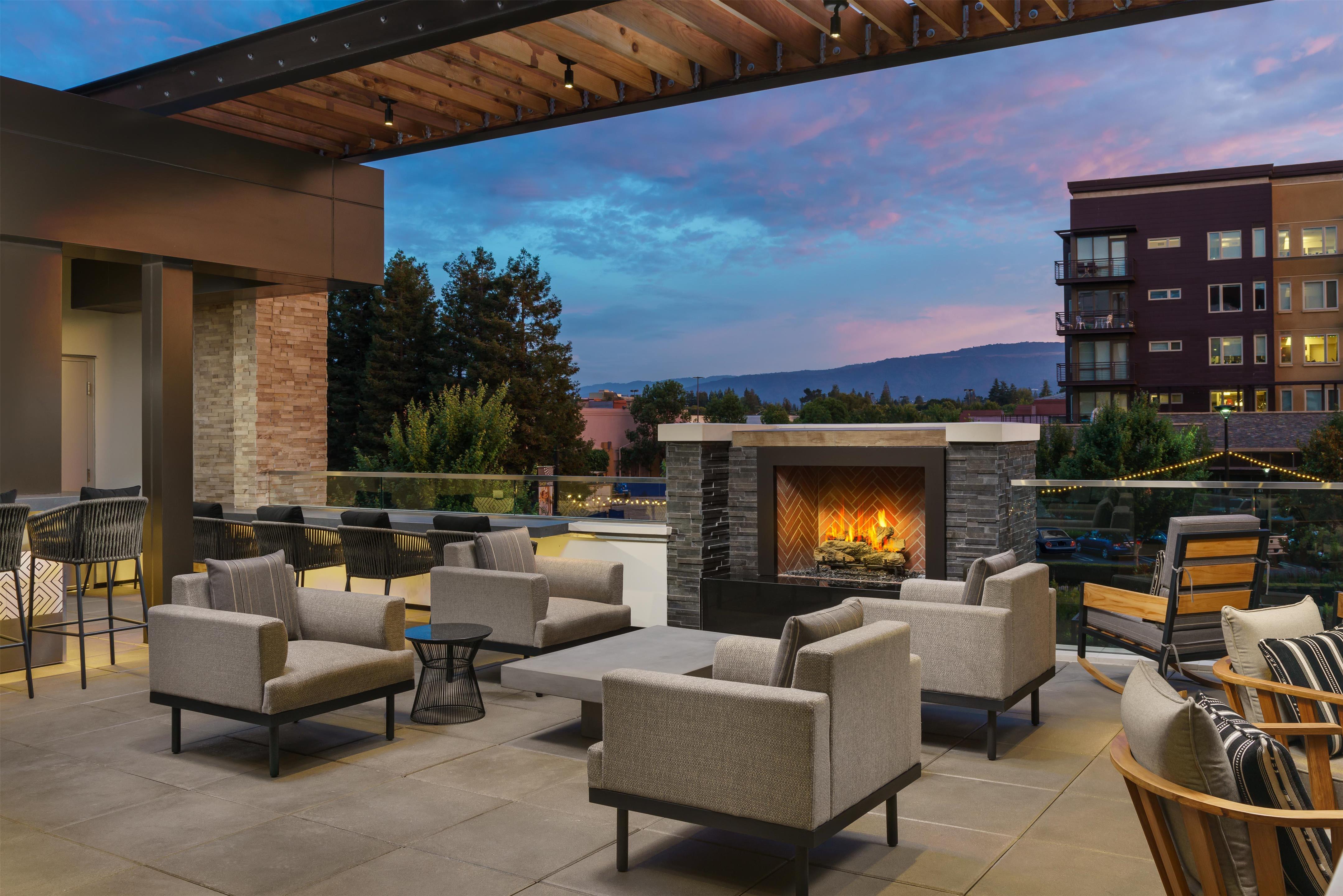 Recreational Facilities | Hyatt Centric Mountain View