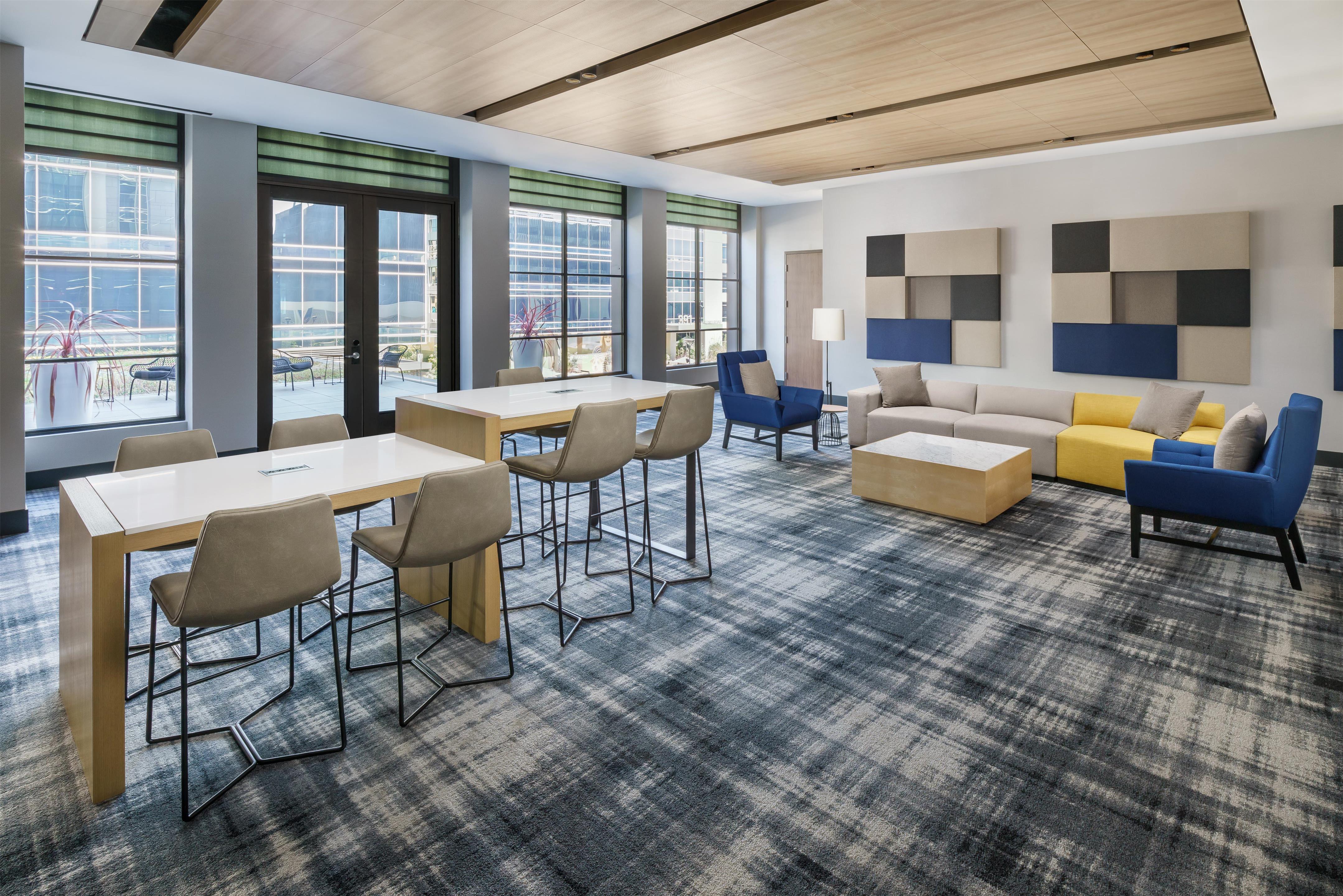 Bar Lounge | Hyatt Centric Mountain View