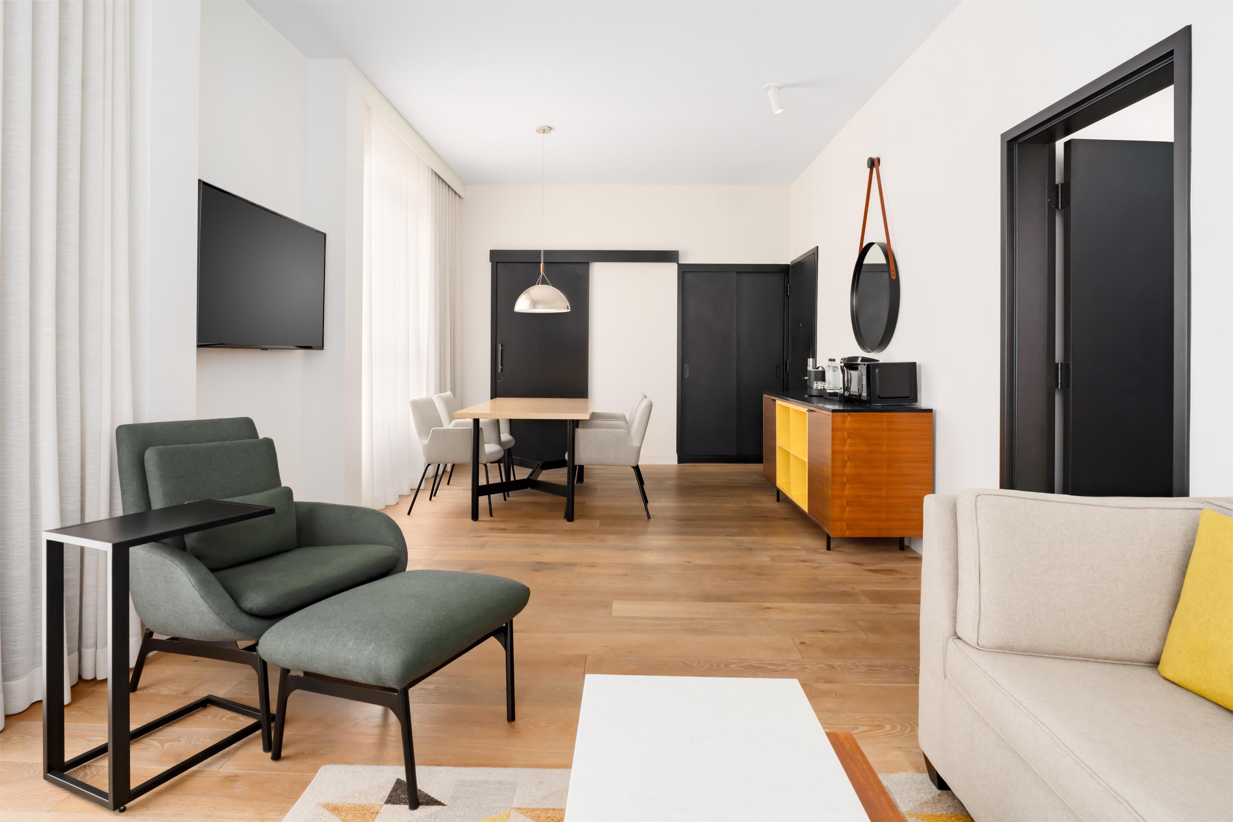 Suite