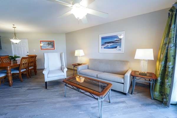 Suite - Grand Caymanian Resort