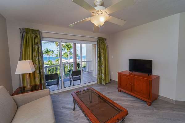 Suite - Grand Caymanian Resort