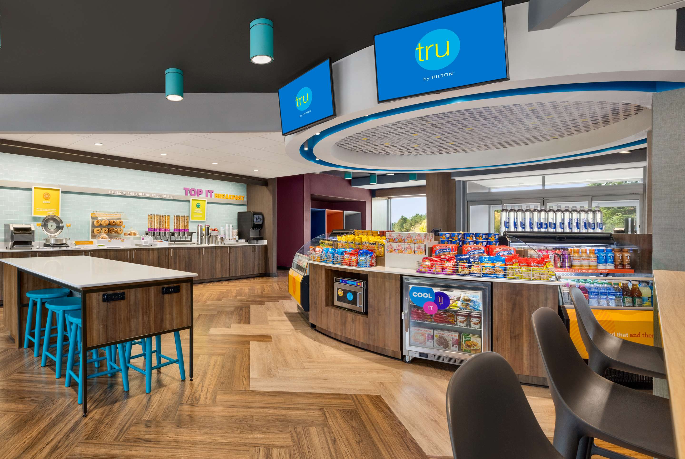 Breakfast Area | Tru Lawrenceville Atlanta I85 Sugarloaf