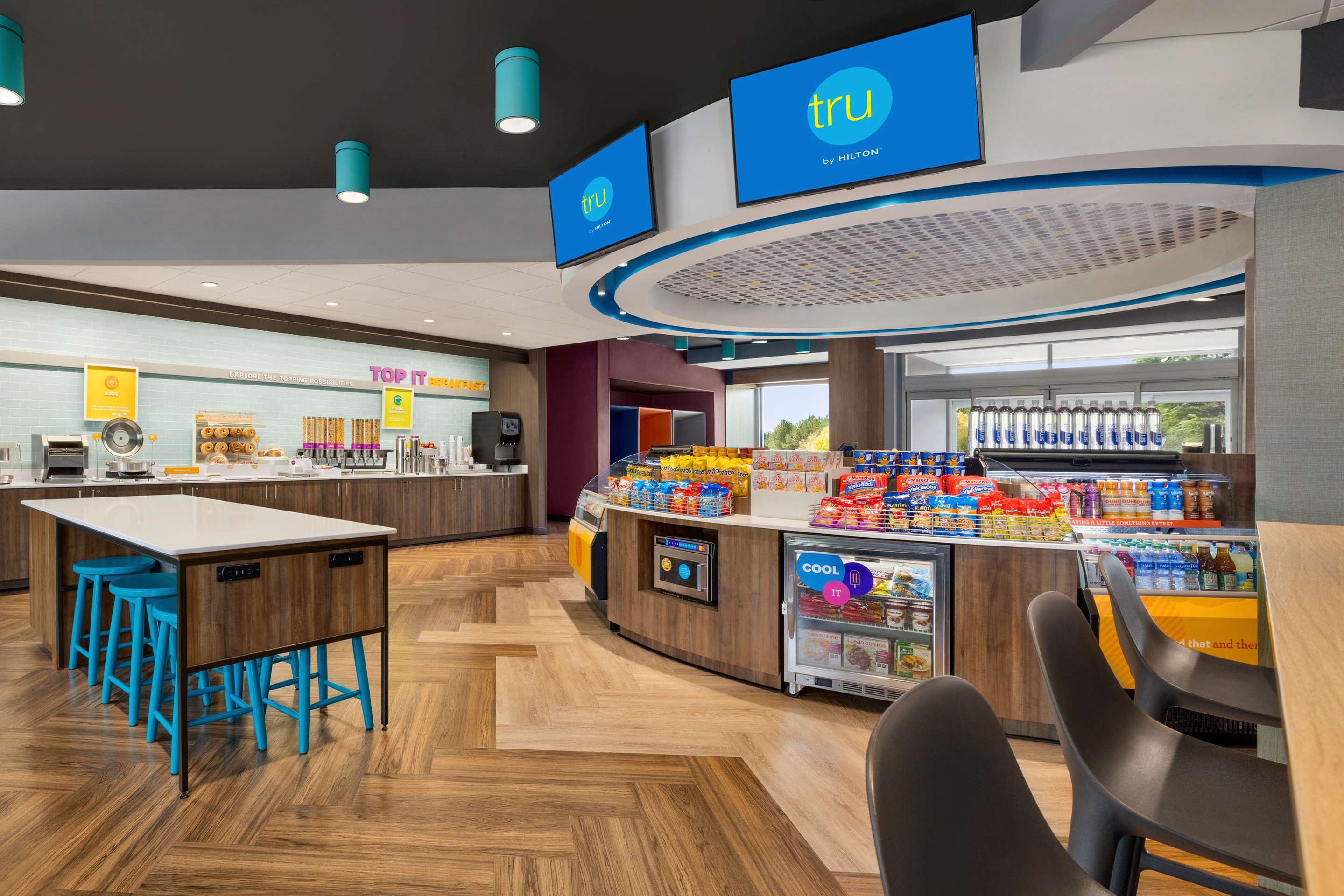 Breakfast Area | Tru Lawrenceville Atlanta I85 Sugarloaf