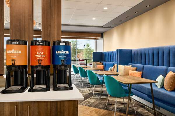 Restaurant - Tru by Hilton Sugarloaf Lawrenceville - I-85, Exit 108