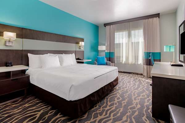 Suite - La Quinta Inn & Suites Northlake - I-35, Exit 70
