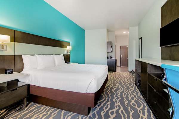  - La Quinta Inn & Suites Northlake - I-35, Exit 70
