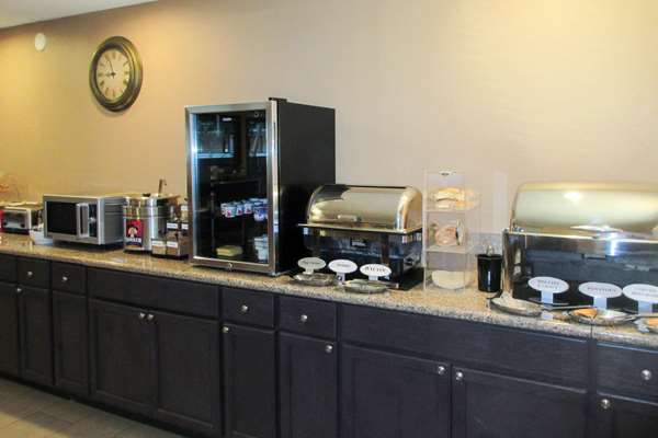 Amenities - Clarion Inn Appleton