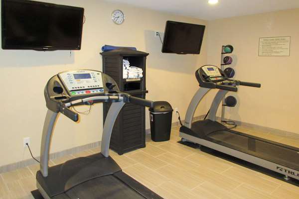 Fitness/ Exercise Room - Clarion Inn Appleton
