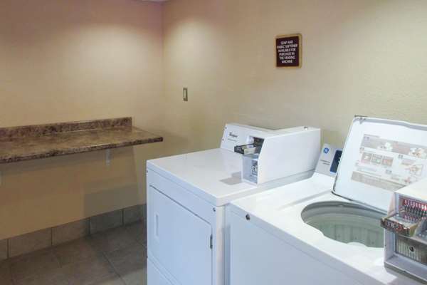 Amenities - Clarion Inn Appleton